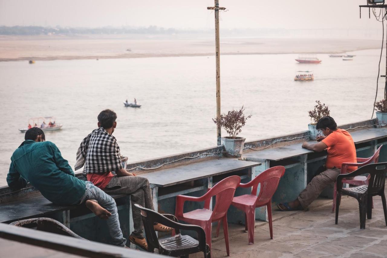 Vishnu Rest House Benares Buitenkant foto