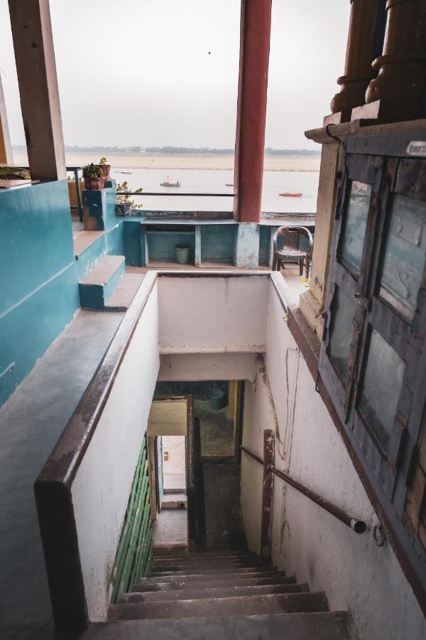 Vishnu Rest House Benares Buitenkant foto