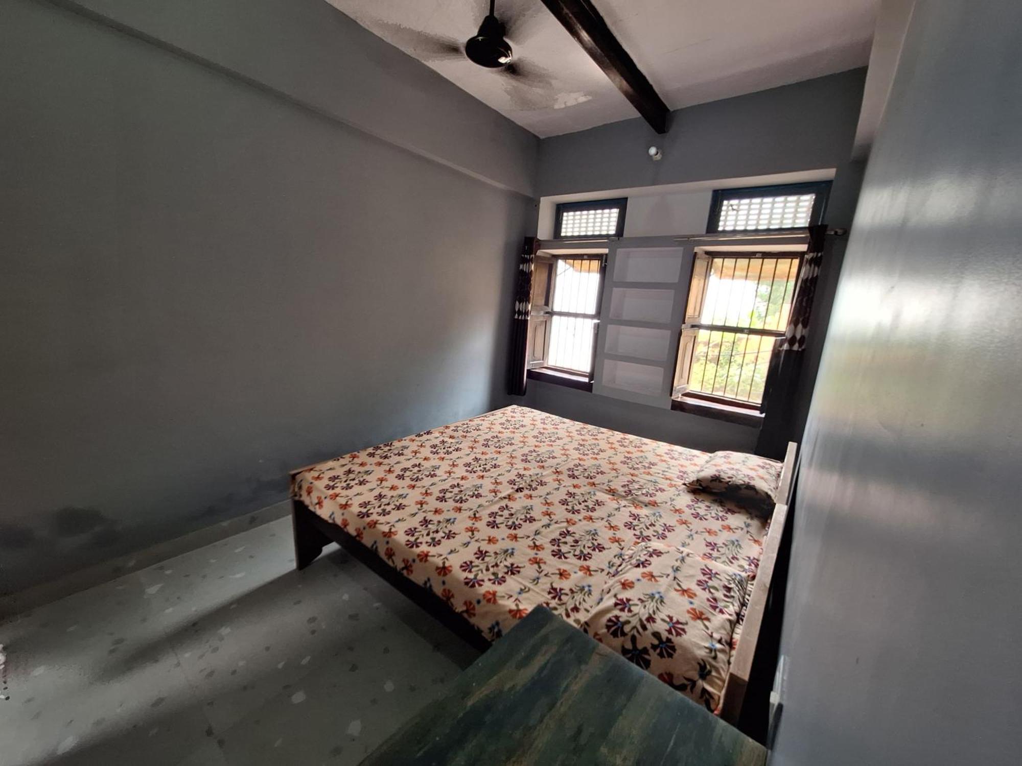 Vishnu Rest House Benares Buitenkant foto