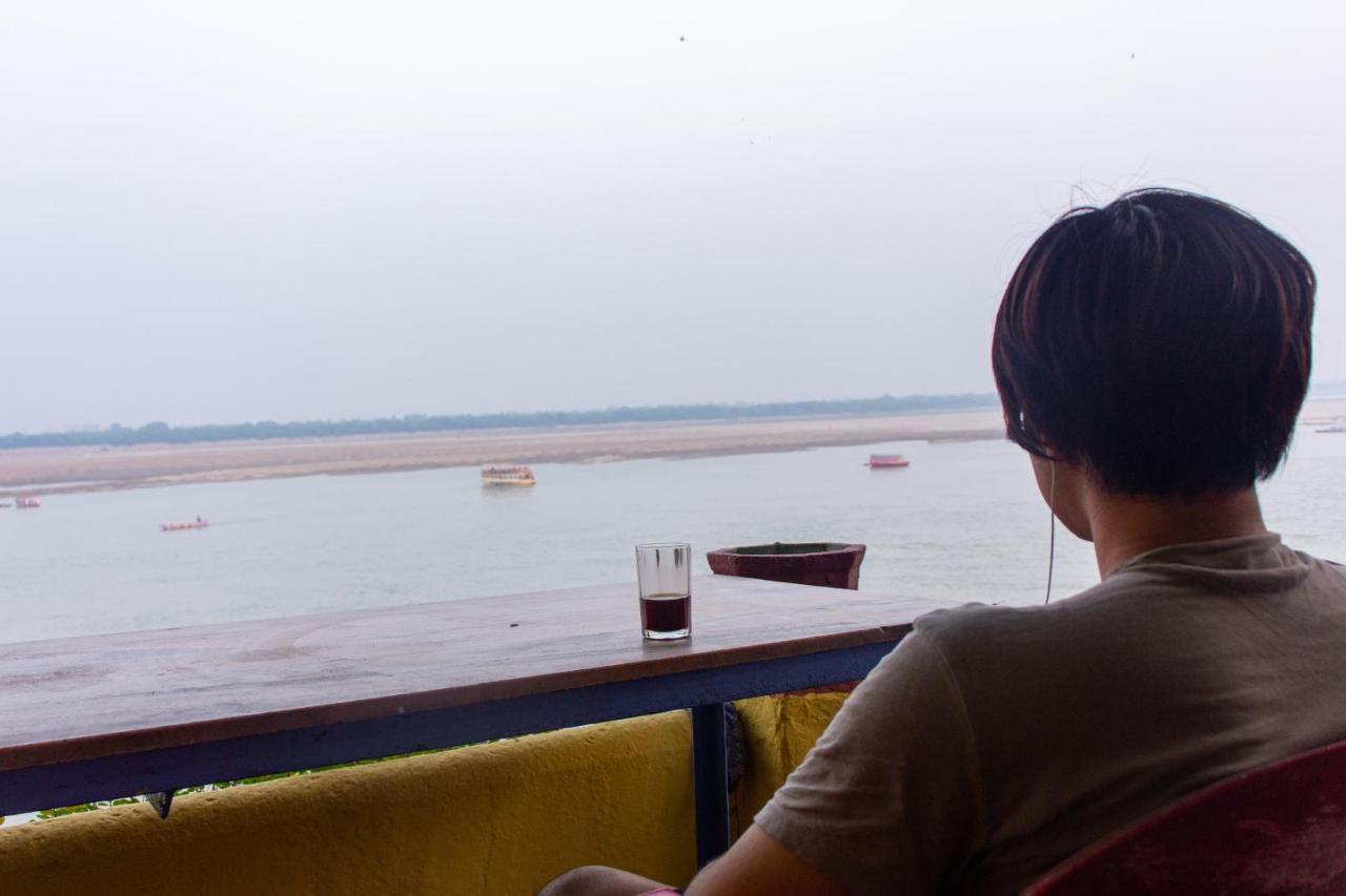 Vishnu Rest House Benares Buitenkant foto